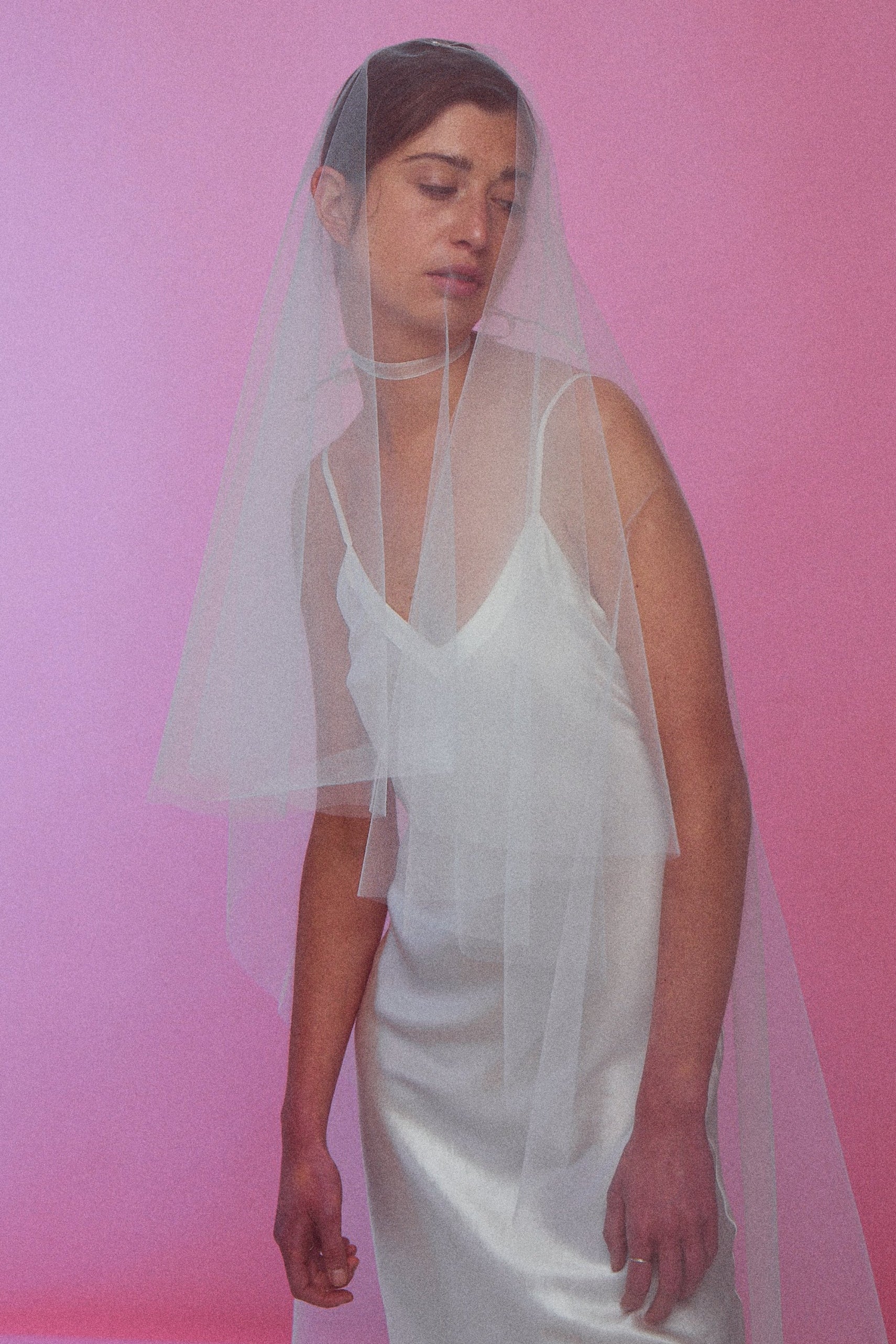 Dramatic Drop Veil