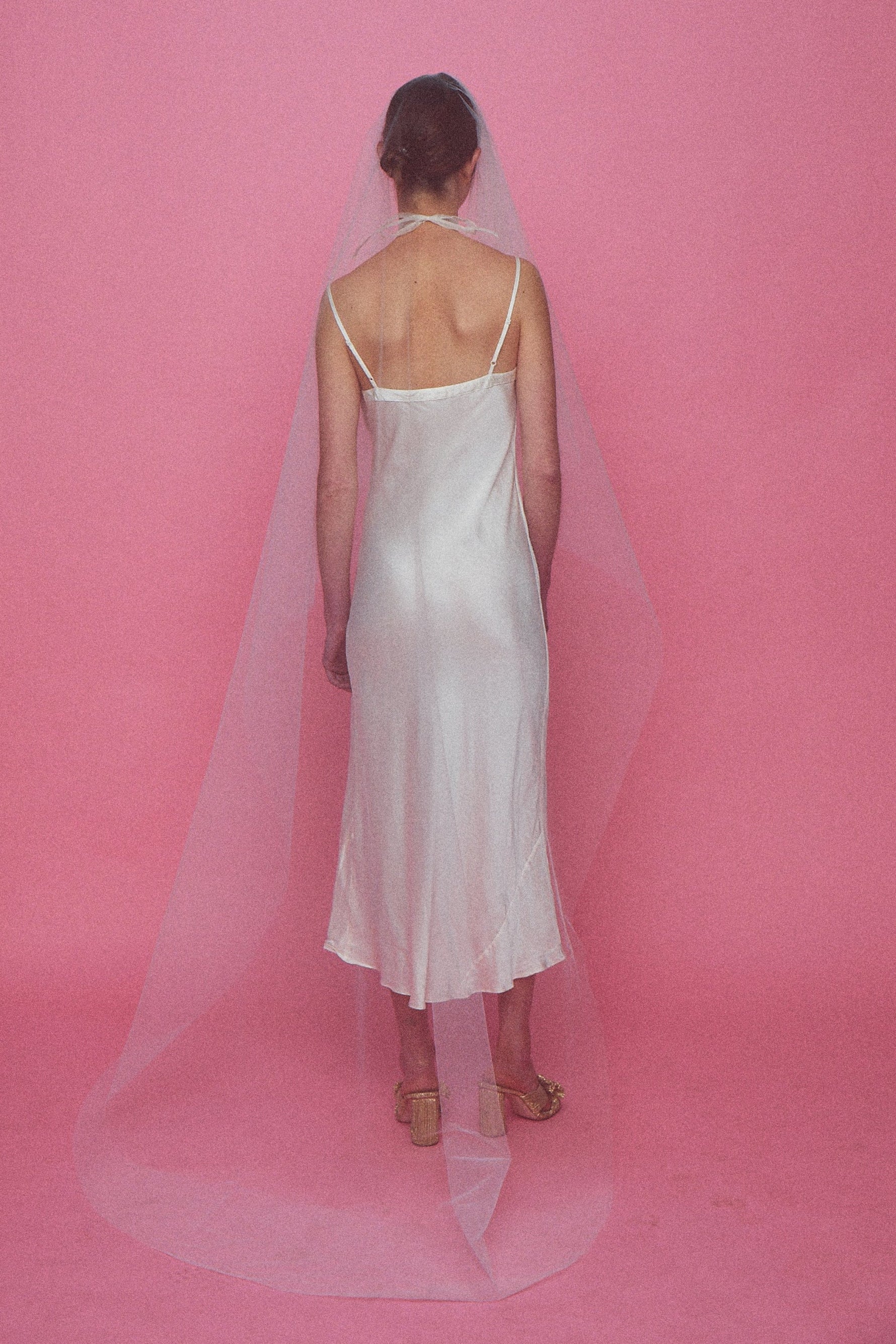 Dramatic Drop Veil