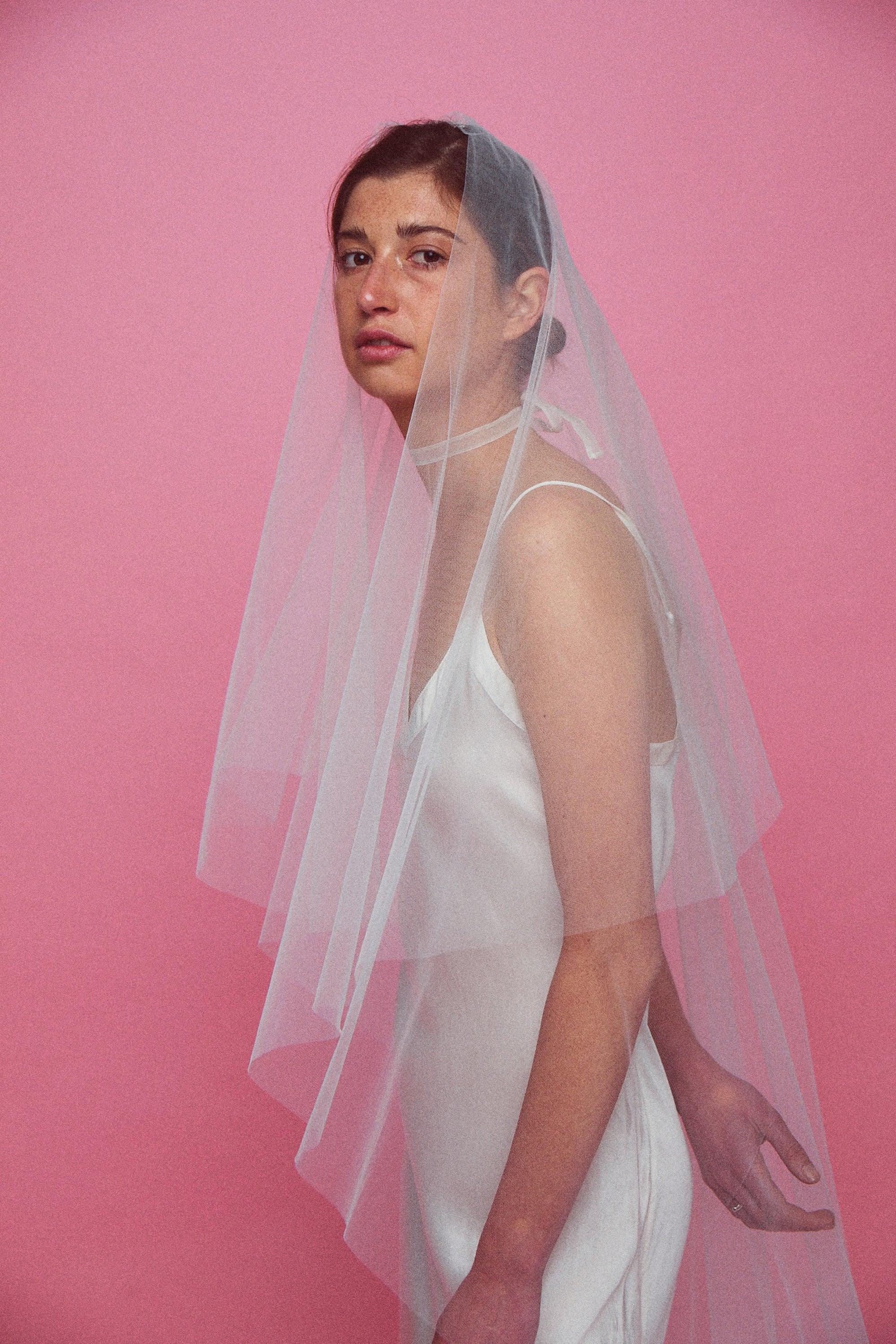 Dramatic Drop Veil
