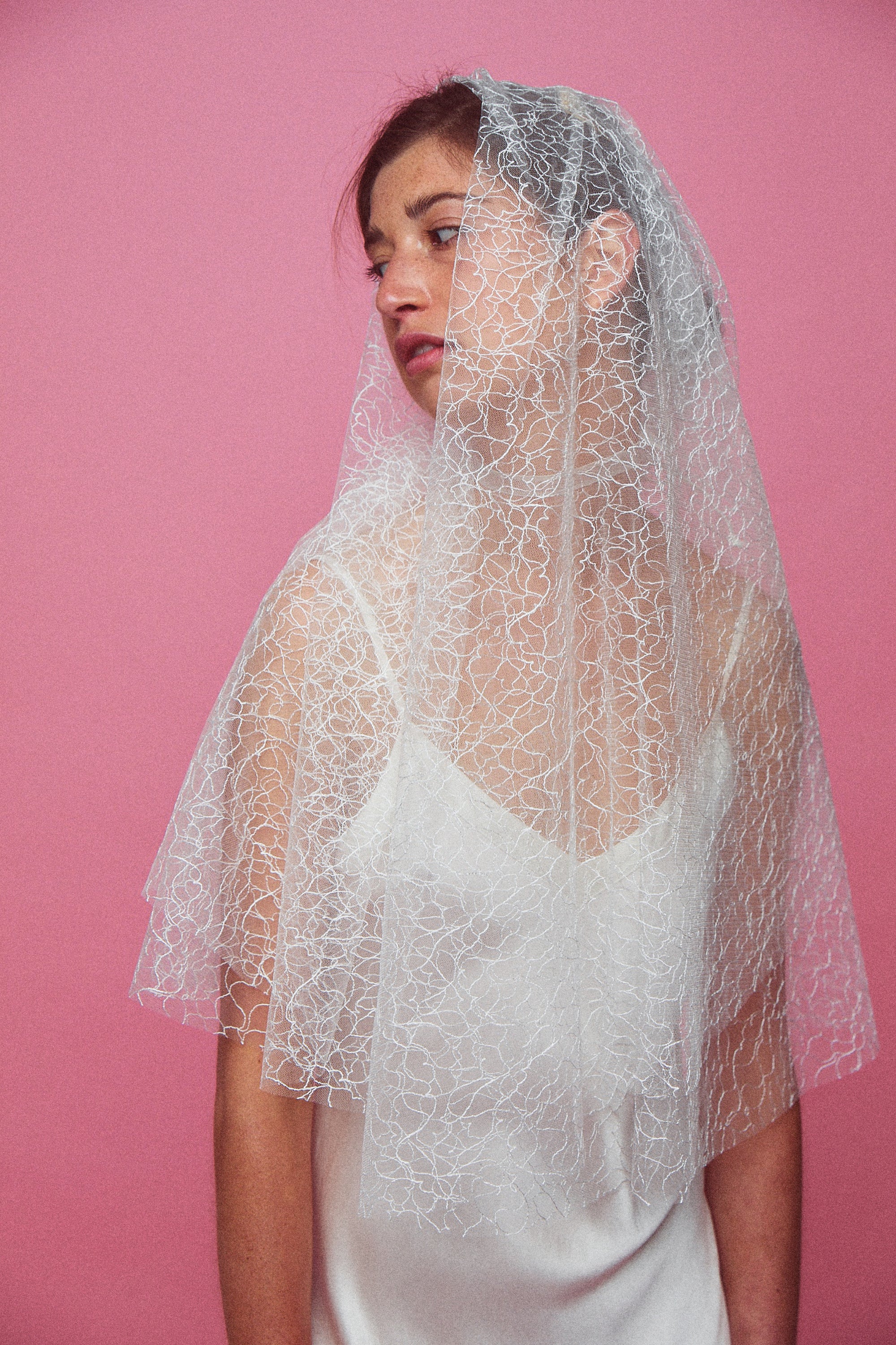 Medium Drop Veil