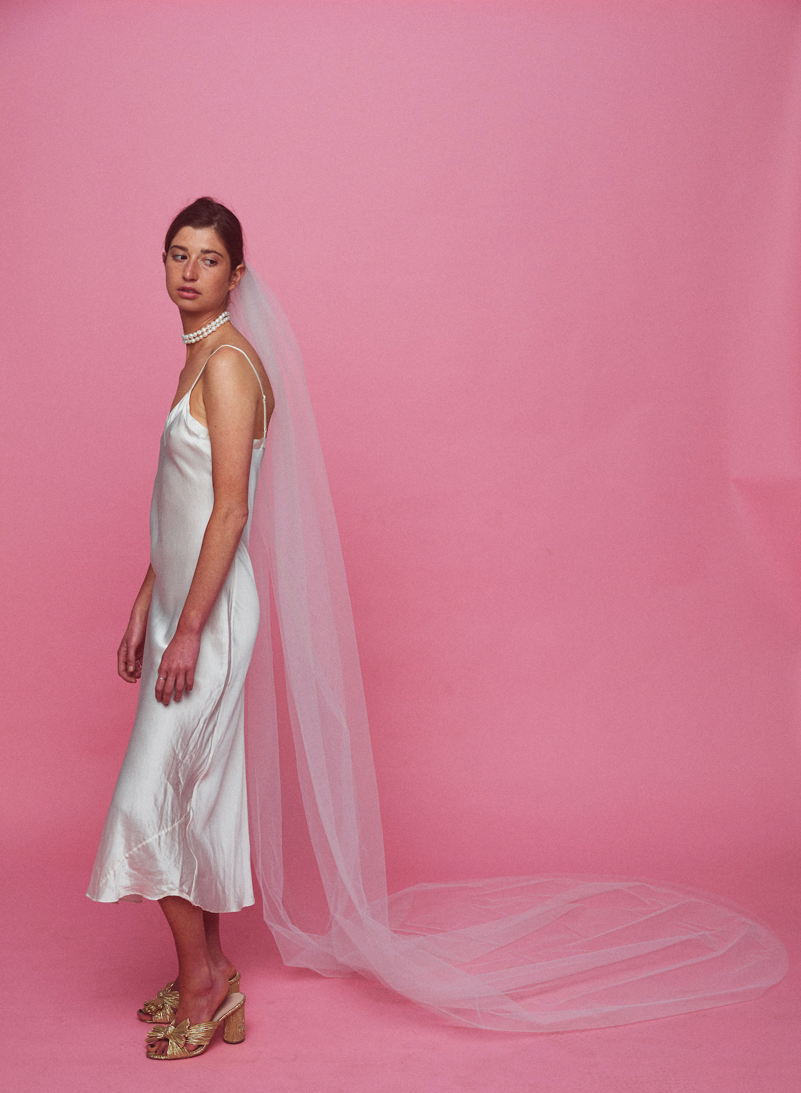 LONG GATHERED VEIL - PRE-SALE