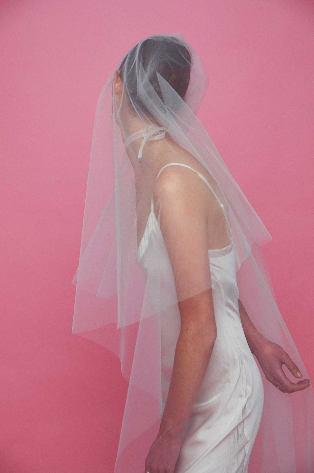 DRAMATIC DROP VEIL - PRE-SALE