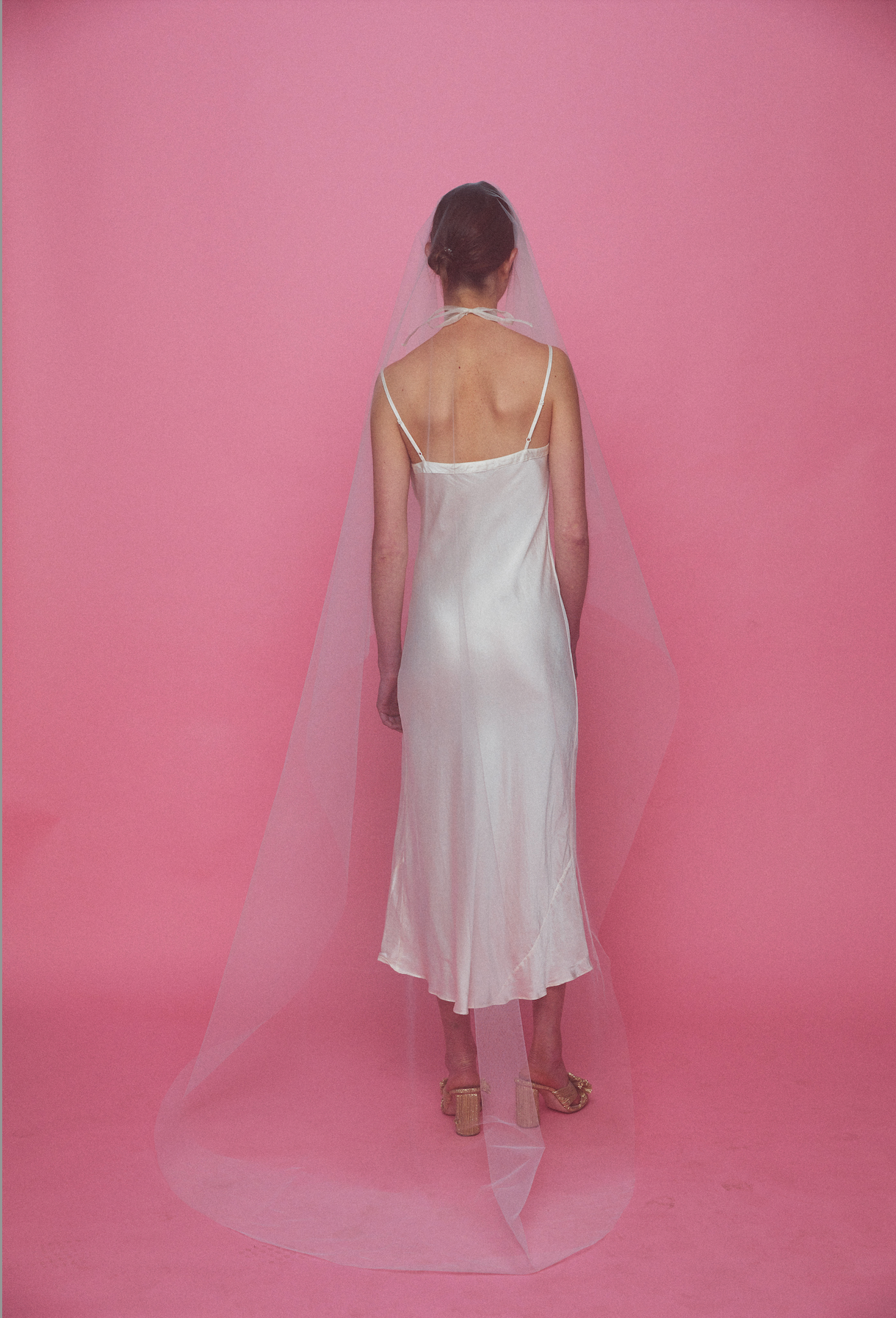 DRAMATIC DROP VEIL - PRE-SALE